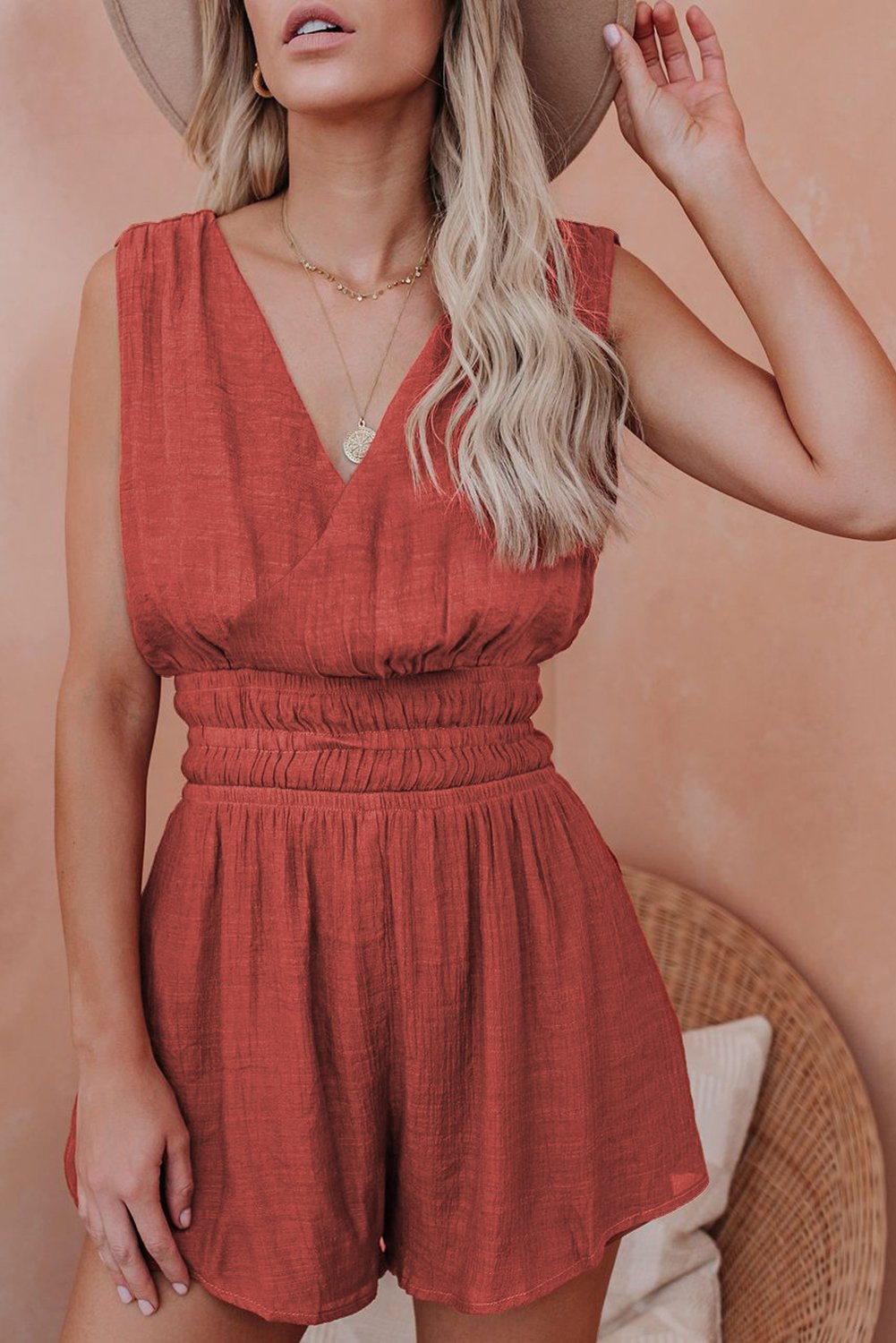 Chic Red Sleeveless V-Neck Romper